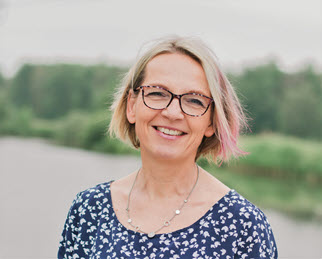 Portrait of Dr Susanne Friese